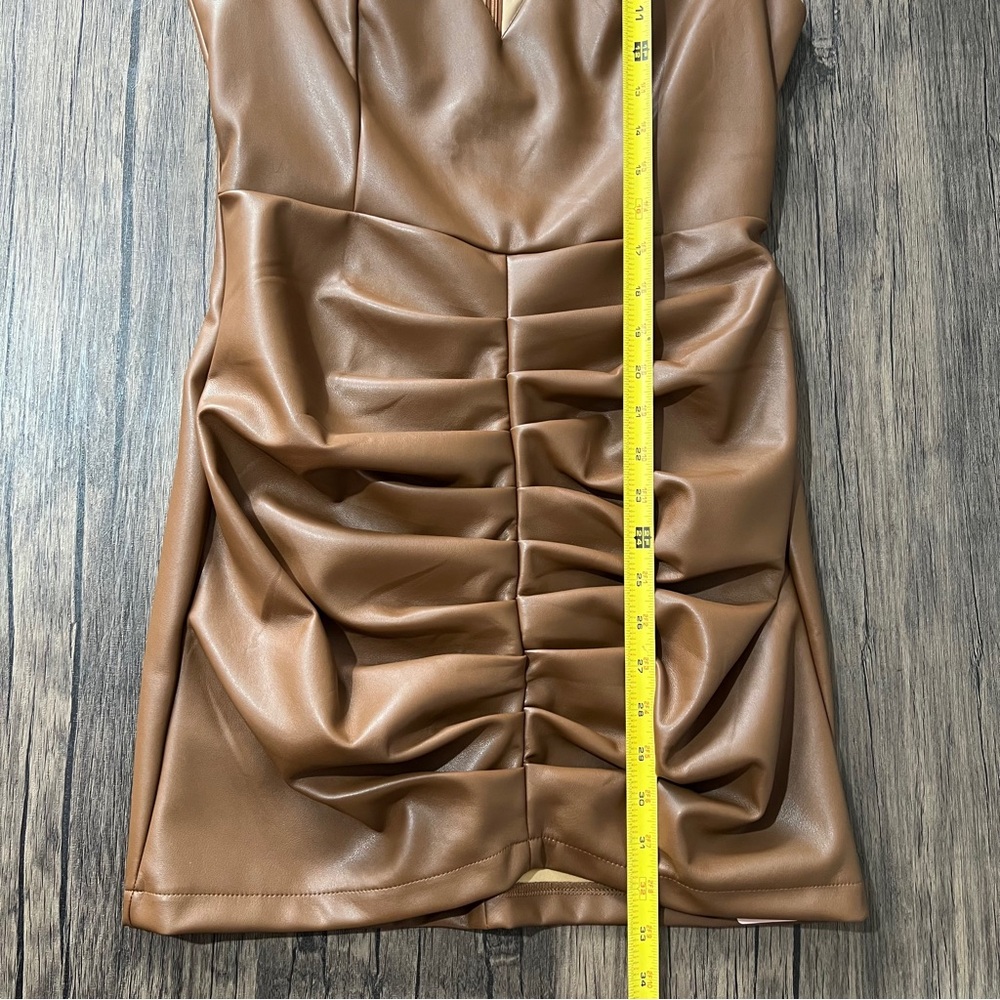 Micas Ruched Faux Leather V-Neck Bodycon Mini Dress Brown Size M - Picture 13 of 15